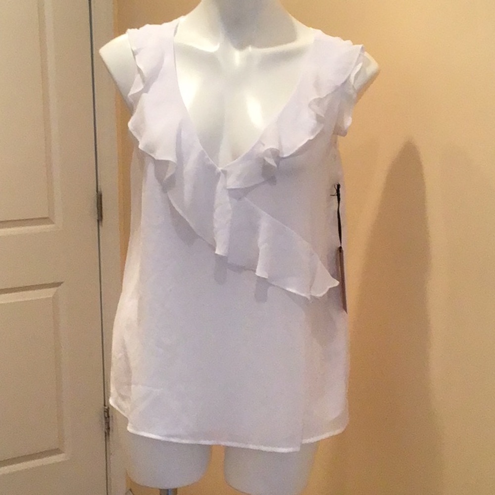 V neck sleeveless ruffled blouse